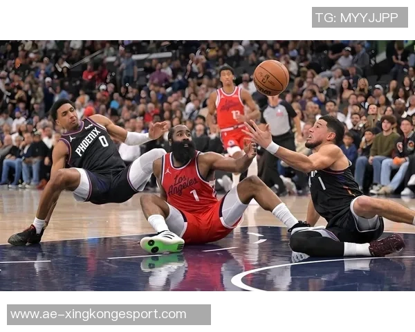 卢指导：球队计划新赛季降低哈登使用率与比赛负荷以提升整体表现