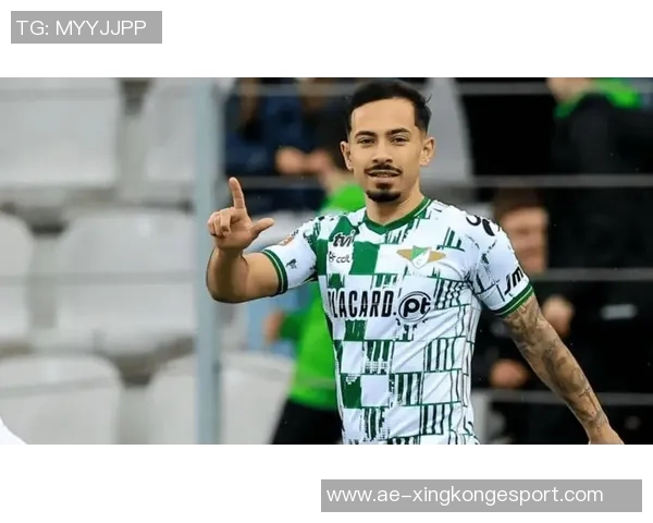 帕尔梅拉斯主帅高度评价21岁小将阿兰呼吁俱乐部给予涨薪待遇