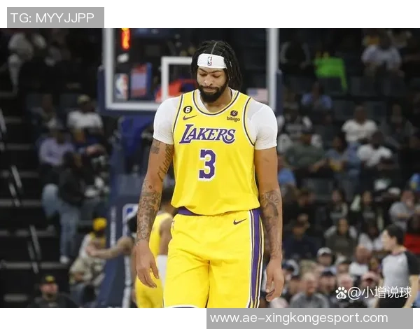 凯尔登出战17分钟高效表现6中4贡献11分5板正负值16助球队胜利